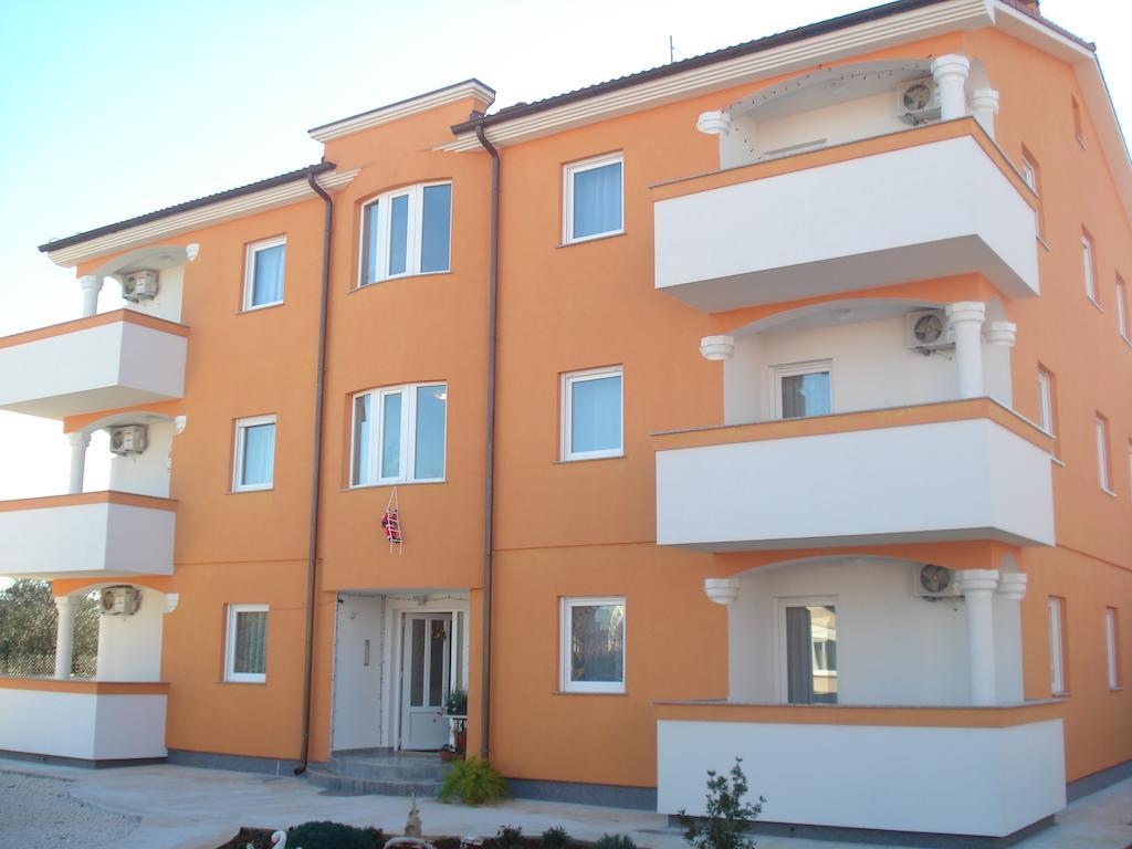 Apartments Buzleta II Fazana Exterior photo