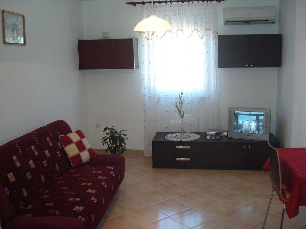 Apartments Buzleta II Fazana Room photo