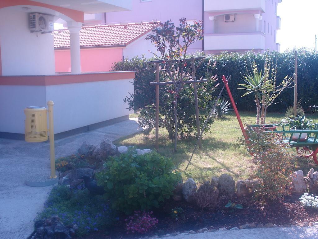 Apartments Buzleta II Fazana Exterior photo